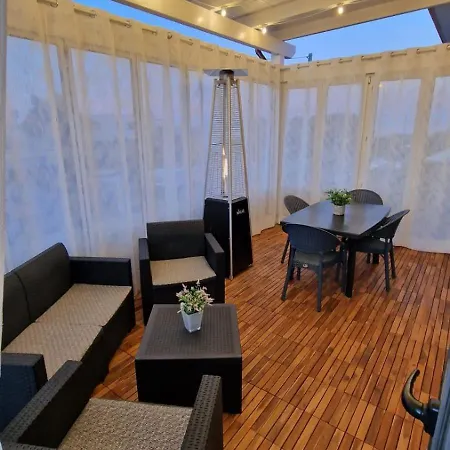 Prázdninový dům La Di Poseidone *